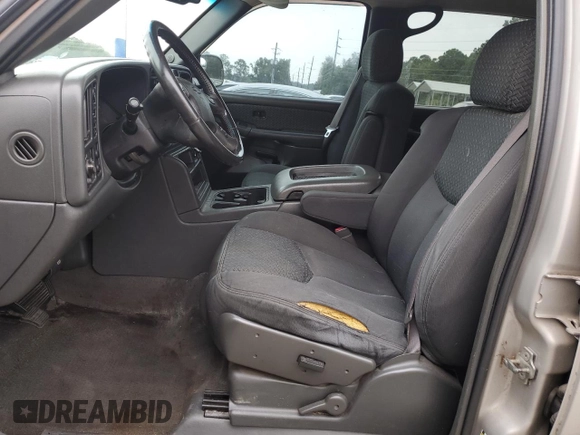 2004 Chevrolet Avalanche LS with VIN 3GNGK22G74G238385, listed as a Copart auction lot 73567174 with 243,413 mi miles and Salvage Title. Bid and sale history available at DreamBid. Image 7.
