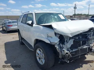 2018 Toyota 4Runner SR5 with VIN JTEZU5JR6J5171504, listed as a IAAI auction lot 41787840 with 112,002 mi miles. Bid and sale history available at carsss.com. Image 1.