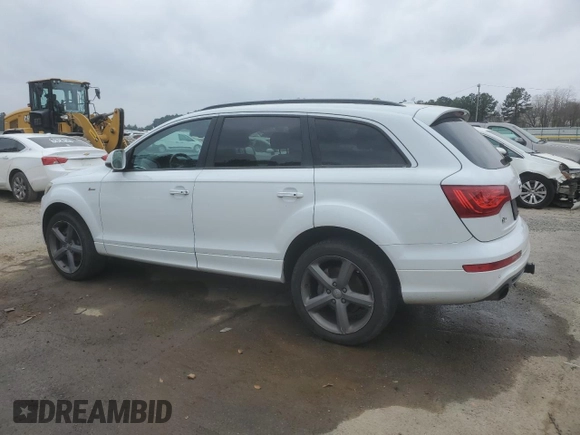 2015 Audi Q7 3.0T S line Prestige with VIN WA1DGAFE4FD032659, listed as a Copart auction lot 49123915 with 189,795 mi miles and Salvage Title. Bid and sale history available at carsss.com. Image 2.