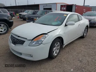 2009 Nissan Altima 2.5 S with VIN 1N4AL24E19C172195, listed as a IAAI auction lot 41788093 with 166,647 mi miles. Bid and sale history available at carsss.com. Image 2.