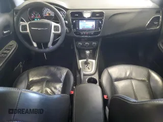 2012 Chrysler 200 Limited with VIN 1C3CCBCG5CN264108, listed as a Copart auction lot 55779105 with 131,300 mi miles and Clean Title. Bid and sale history available at DreamBid. Image 8.