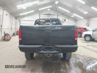 2004 Ford F-350 XL z VIN 1FTSW31P74EB44030, wystawiony jako IAAI lot #42232329 z przebiegiem 141 796 mil mil oraz . Historia ofert i sprzedaży dostępna na DreamBid. Obrazek 16.
