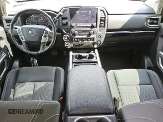 2022 Nissan Titan SV with VIN 1N6AA1ED8NN102141, listed as a Copart auction lot 56734745 with 44,379 mi miles and Clean title. Bid and sale history available at DreamBid. Image 8.