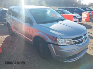 2018 Dodge Journey SE with VIN 3C4PDCAB8JT524456, listed as a IAAI auction lot 40798159 with 111,707 mi miles. Bid and sale history available at carsss.com. Image 1.