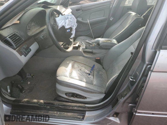 2003 BMW 3 Series 325i with VIN WBAEV33493KR24935, listed as a Copart auction lot 49242295 with Not Provided miles and Salvage Title. Bid and sale history available at carsss.com. Image 7.