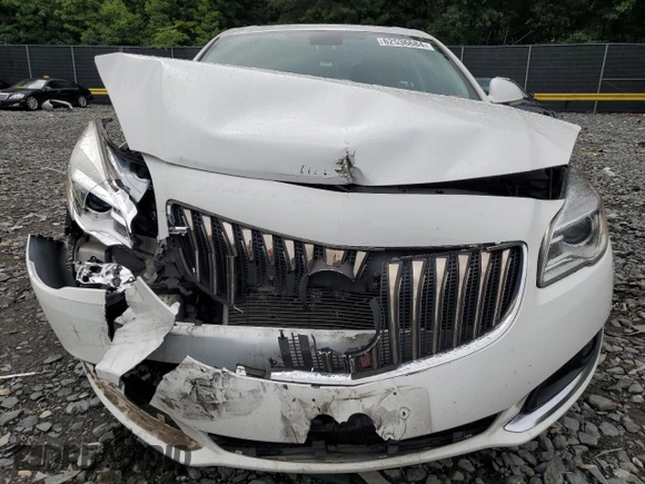 2016 Buick Regal with VIN 2G4GL5EX9G9106497, listed as a Copart auction lot 62536684 with 93,620 mi miles and Salvage Title. Bid and sale history available at DreamBid. Image 5.
