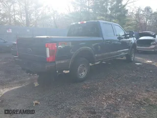 2017 Ford Super Duty F-250 SRW Lariat with VIN 1FT7W2BTXHEF12704, listed as a IAAI auction lot 41184490 with 166,196 mi miles. Bid and sale history available at carsss.com. Image 4.