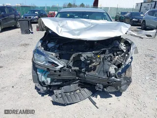 2019 Nissan Sentra SR with VIN 3N1AB7APXKY451032, listed as a IAAI auction lot 39229170 with 113,948 mi miles. Bid and sale history available at carsss.com. Image 13.