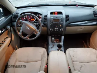 2013 Kia Sorento LX with VIN 5XYKT4A20DG314559, listed as a Copart auction lot 85943334 with 166,771 mi miles and Salvage title. Bid and sale history available at DreamBid. Image 8.