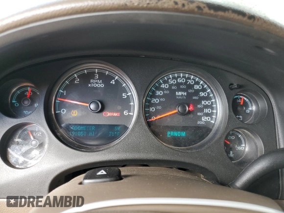 2013 Chevrolet Suburban LT with VIN 1GNSKJE76DR318499, listed as a Copart auction lot 71840624 with 191,050 mi miles and Salvage Title. Bid and sale history available at carsss.com. Image 9.