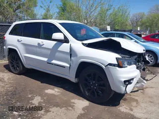 2018 Jeep Grand Cherokee Altitude with VIN 1C4RJEAG3JC275388, listed as a IAAI auction lot 42035888 with 110,209 mi miles and . Bid and sale history available at DreamBid. Image 1.