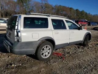 2007 Volvo XC70 with VIN YV4SZ592371263570, listed as a Copart auction lot 48040985 with 117,509 mi miles and Salvage Title. Bid and sale history available at DreamBid. Image 3.