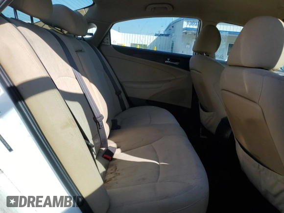 2013 Hyundai Sonata GLS z VIN 5NPEB4AC1DH762455, wystawiony jako Copart lot #56023415 z przebiegiem 176 308 mil mil oraz Czysty tytuł • Clean title. Historia ofert i sprzedaży dostępna na DreamBid. Obrazek 10.