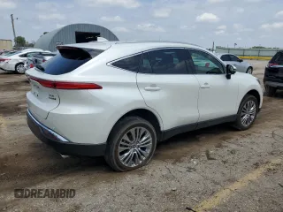 2022 Toyota Venza LE with VIN JTEAAAAH0NJ110734, listed as a Copart auction lot 67161144 with 21,363 mi miles and Salvage Title. Bid and sale history available at carsss.com. Image 3.