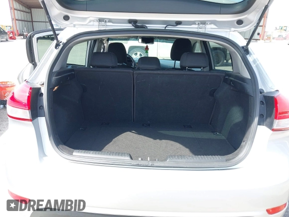 2015 Kia Forte EX with VIN KNAFX5A89F5371559, listed as a IAAI auction lot 41922050 with Not Provided miles and . Bid and sale history available at DreamBid. Image 16.