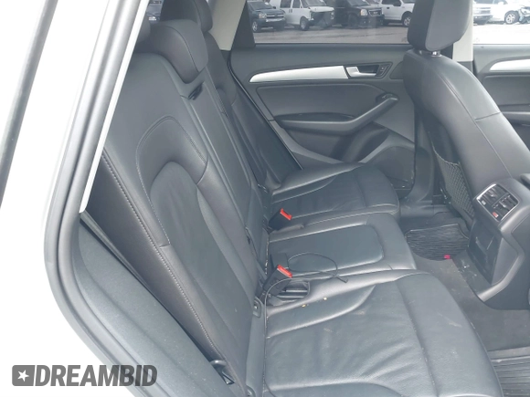 2016 Audi Q5 Premium Plus with VIN WA1L2AFPXGA136183, listed as a IAAI auction lot 41898224 with 117,640 mi miles. Bid and sale history available at carsss.com. Image 8.