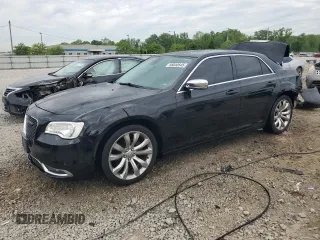 2018 Chrysler 300 Limited z VIN 2C3CCAEG7JH120153, wystawiony jako Copart lot #56040545 z przebiegiem 122 369 mil mil oraz Szkoda całkowita • Salvage title. Historia ofert i sprzedaży dostępna na DreamBid. Obrazek 1.