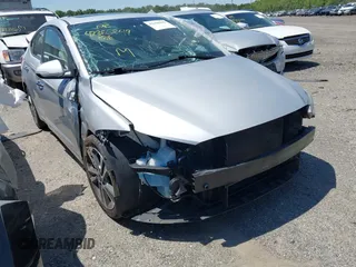 2017 Hyundai Elantra Value Edition z VIN KMHD84LF4HU062020, wystawiony jako IAAI lot #42366249 z przebiegiem 103 203 mil mil oraz . Historia ofert i sprzedaży dostępna na DreamBid. Obrazek 6.