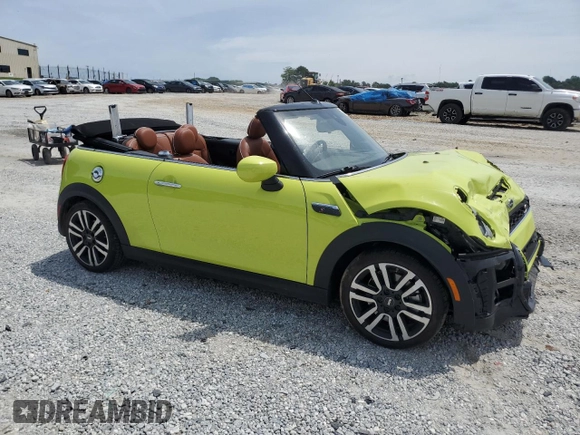 2022 MINI Convertible Cooper S z VIN WMW43DL0XN3P09016, wystawiony jako Copart lot #56379755 z przebiegiem 32 509 mil mil oraz Szkoda całkowita • Salvage title. Historia ofert i sprzedaży dostępna na DreamBid. Obrazek 4.