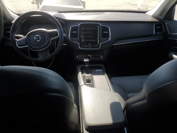 2020 Volvo XC90 Momentum with VIN YV4A22PK6L1546251, listed as a Copart auction lot 46515895 with 70,429 mi miles and Salvage Title. Bid and sale history available at carsss.com. Image 8.