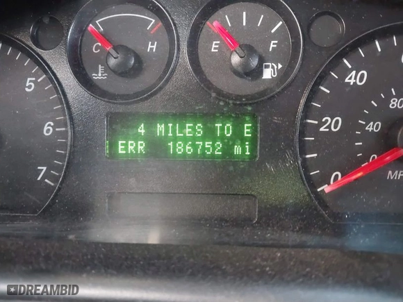 2007 Ford Taurus SEL with VIN 1FAFP56U97A148428, listed as a IAAI auction lot 41551021 with 186,752 mi miles. Bid and sale history available at carsss.com. Image 7.