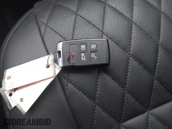 2020 Land Rover Range Rover SV Autobiography Dynamic with VIN SALGW2RE3LA580584, listed as a IAAI auction lot 41089853 with 62,057 mi miles and . Bid and sale history available at DreamBid. Image 11.
