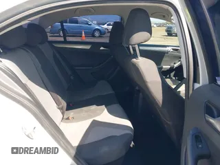 2017 Volkswagen Jetta S с VIN 3VW2B7AJ8HM368998, выставлен на аукционе IAAI как лот 41949413 с пробегом 114 694 миль миль и . История ставок и продаж доступна на DreamBid. Изображение 8.