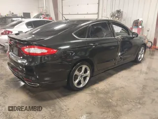 2015 Ford Fusion SE with VIN 3FA6P0H93FR171381, listed as a IAAI auction lot 41169278 with 145,897 mi miles. Bid and sale history available at carsss.com. Image 4.