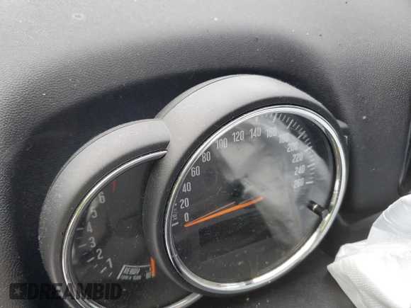 2020 MINI Countryman Cooper with VIN WMZYW5C07L3L53560, listed as a Copart auction lot 44199785 with Not provided miles and Clean title. Bid and sale history available at DreamBid. Image 9.
