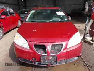 2008 Pontiac G6 1SV Value Leader with VIN 1G2ZF57B484273977, listed as a IAAI auction lot 41930494 with 104,300 mi miles. Bid and sale history available at carsss.com. Image 12.