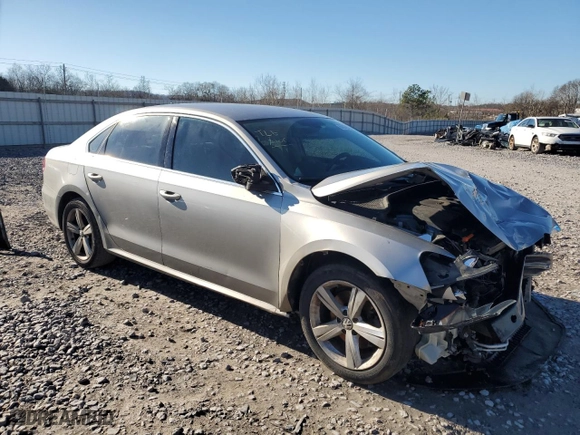 2012 Volkswagen Passat SE with VIN 1VWBH7A30CC067572, listed as a Copart auction lot 87018124 with 191,468 mi miles and Salvage Title. Bid and sale history available at carsss.com. Image 4.