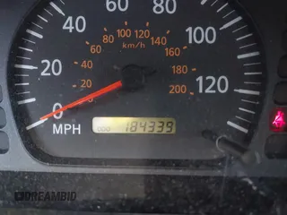 2005 Nissan Sentra S z VIN 3N1CB51D25L473305, wystawiony jako IAAI lot #41883671 z przebiegiem 184 339 mil mil oraz . Historia ofert i sprzedaży dostępna na DreamBid. Obrazek 7.