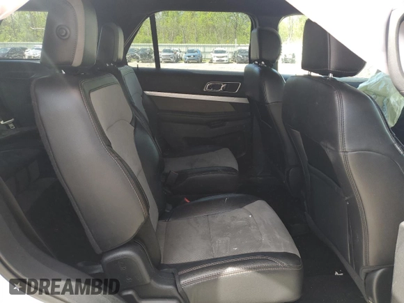 2017 Ford Explorer XLT z VIN 1FM5K8D89HGD75561, wystawiony jako Copart lot #57723505 z przebiegiem 100 274 mil mil oraz Szkoda całkowita • Salvage title. Historia ofert i sprzedaży dostępna na DreamBid. Obrazek 11.