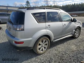 2010 Mitsubishi Outlander SE with VIN JA4AS3AW6AZ002930, listed as a Copart auction lot 85634404 with 157,321 mi miles and Salvage Title. Bid and sale history available at carsss.com. Image 3.