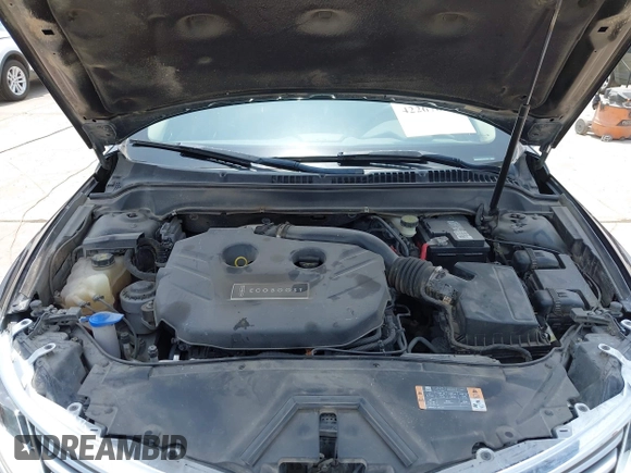2013 Lincoln MKZ with VIN 3LN6L2G92DR827081, listed as a IAAI auction lot 42267095 with 114,564 mi miles and . Bid and sale history available at DreamBid. Image 10.