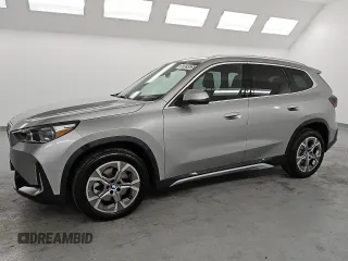 2025 BMW X1 xDrive28i with VIN WBX73EF01S5108498, listed as a Copart auction lot 52829325 with 9,430 mi miles and Clean Title. Bid and sale history available at carsss.com. Image 1.