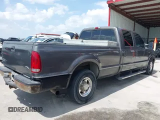 2004 Ford F-350 with VIN 1FTSW30P34EB82548, listed as a IAAI auction lot 42563477 with 186,941 mi miles and . Bid and sale history available at DreamBid. Image 4.