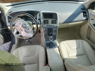 2015 Volvo XC60 T5 Drive-E Premier z VIN YV440MDK0F2741666, wystawiony jako Copart lot #53102915 z przebiegiem Nie podano mil oraz Szkoda całkowita • Salvage title. Historia ofert i sprzedaży dostępna na DreamBid. Obrazek 8.