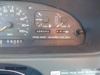 2000 Nissan Quest GXE z VIN 4N2XN11T8YD805874, wystawiony jako IAAI lot #41940081 z przebiegiem 206 269 mil mil oraz . Historia ofert i sprzedaży dostępna na DreamBid. Obrazek 7.