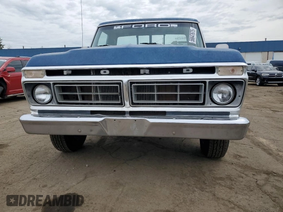1976 Ford F-150 z VIN F15YPC50769, wystawiony jako Copart lot #56647675 z przebiegiem 4 501 mil mil oraz Czysty tytuł • Clean title. Historia ofert i sprzedaży dostępna na DreamBid. Obrazek 5.