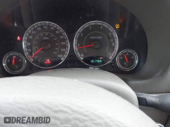 2006 Jeep Liberty Limited with VIN 1J4GL58K86W238011, listed as a IAAI auction lot 41612952 with 161,705 mi miles. Bid and sale history available at carsss.com. Image 7.