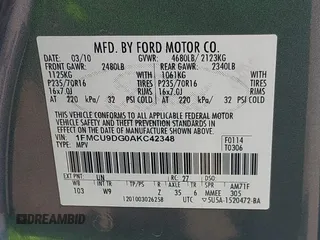 2010 Ford Escape XLT z VIN 1FMCU9DG0AKC42348, wystawiony jako IAAI lot #42421620 z przebiegiem 178 321 mil mil oraz . Historia ofert i sprzedaży dostępna na DreamBid. Obrazek 9.