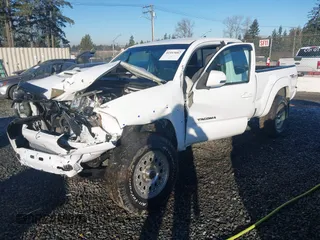 2014 Toyota Tacoma with VIN 5TFUU4EN1EX088377, listed as a IAAI auction lot 41443682 with 67,185 mi miles and . Bid and sale history available at DreamBid. Image 2.