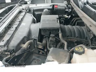 2021 Chevrolet Silverado 2500HD Work Truck z VIN 1GC1YLE70MF244139, wystawiony jako IAAI lot #41483907 z przebiegiem 135 838 mil mil oraz . Historia ofert i sprzedaży dostępna na DreamBid. Obrazek 18.