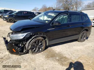 2022 Volkswagen Tiguan SE with VIN 3VV2B7AX5NM072373, listed as a Copart auction lot 45186335 with 48,159 mi miles and Salvage Title. Bid and sale history available at carsss.com. Image 1.