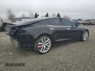 2018 Tesla Model S 75D with VIN 5YJSA1E48JF265906, listed as a Copart auction lot 47886905 with 19,733 mi miles and Salvage Title. Bid and sale history available at DreamBid. Image 3.