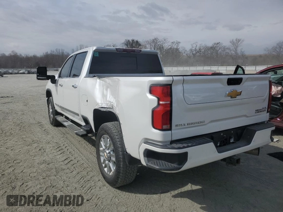2024 Chevrolet Silverado 3500HD High Country with VIN 1GC4YVEY0RF124804, listed as a Copart auction lot 47888825 with 33,100 mi miles and Salvage Title. Bid and sale history available at carsss.com. Image 2.