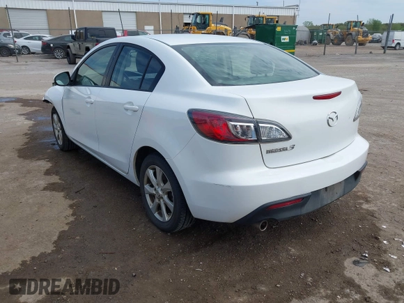 2011 Mazda 3 i Touring with VIN JM1BL1VF2B1902424, listed as a IAAI auction lot 42031445 with 184,220 mi miles and . Bid and sale history available at carsss.com. Image 3.
