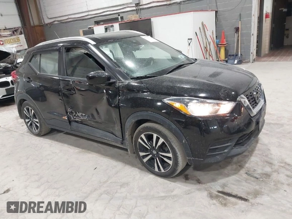 2020 Nissan Kicks SV with VIN 3N1CP5CVXLL556968, listed as a IAAI auction lot 41691274 with 107,040 mi miles. Bid and sale history available at carsss.com. Image 1.