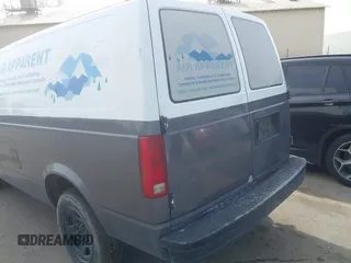 2004 Chevrolet Astro Cargo Van with VIN 1GCDM19X74B109660, listed as a IAAI auction lot 41616125 with 228,646 mi miles. Bid and sale history available at carsss.com. Image 20.